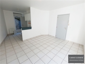appartement à la location -   44000  NANTES, surface 25 m2 location appartement - GUE126882